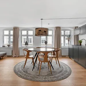 Sanders Regent - Endearing One-bedroom Near Square Apartamento Copenhague
