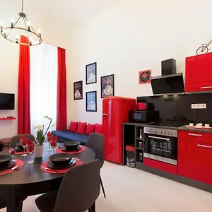 Premium By Hi5 - Szent Istvan 9 , Budapest Hungary